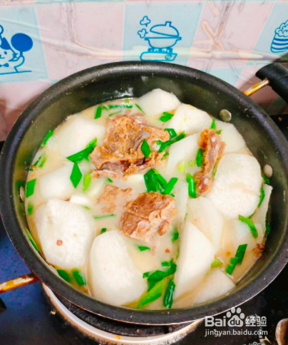 家常菜：腊排萝卜汤