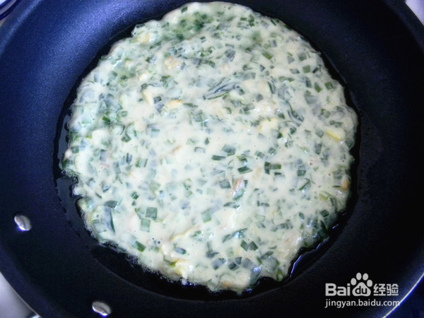 韭菜鸡蛋饼的制作方法