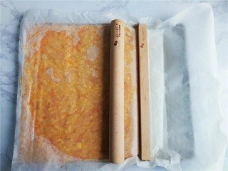 咸蛋黄肉松牛轧糖怎么做