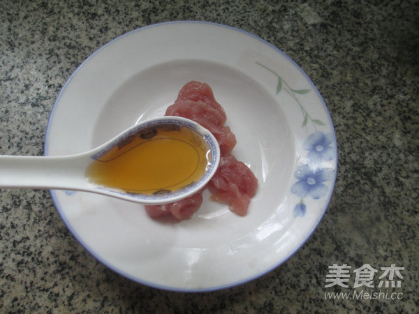 酸菜瘦肉丝炒毛豆