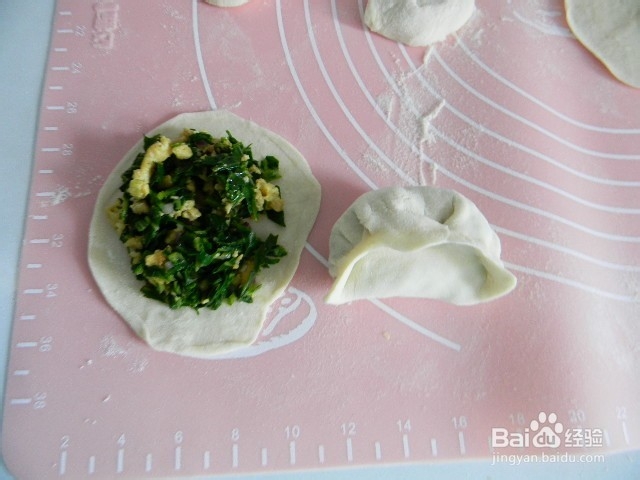 花样主食——苣荬菜鸡蛋水煎包