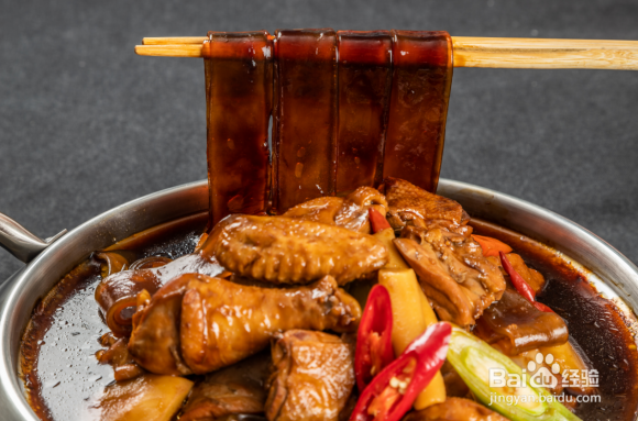 首尔三大美食之兴夫炖鸡吃法种类