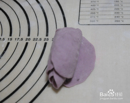 浪漫小点心-玫瑰挤挤面包怎么做？