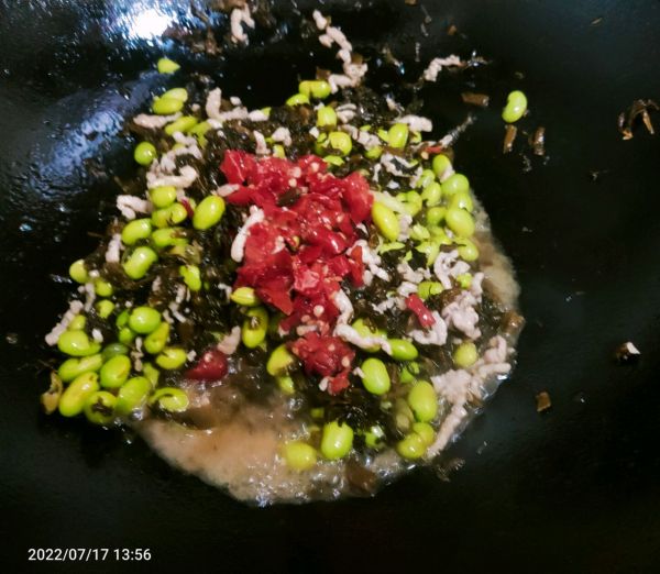 雪里蕻毛豆炒肉丝