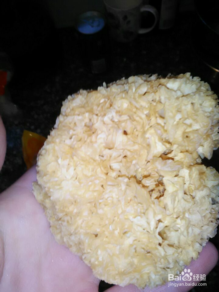 周末的营养餐红枣银耳莲子汤