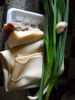 蒜苗腊肉百叶丝