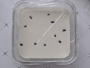 红豆椰蓉糯米糕