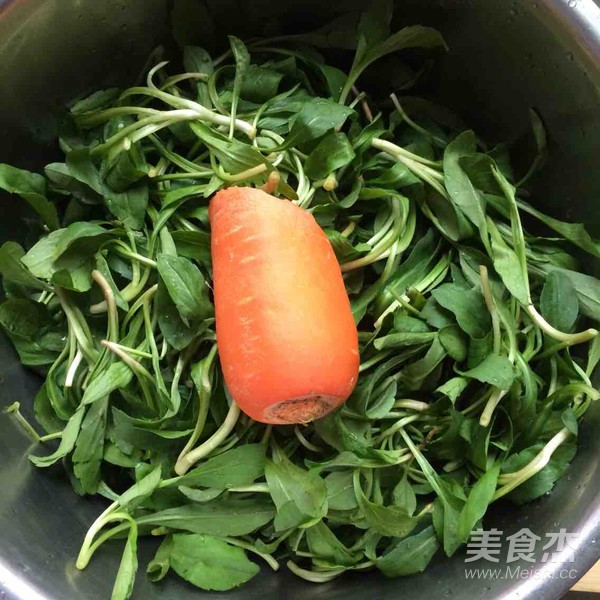 胡萝卜马兰头浓汁
