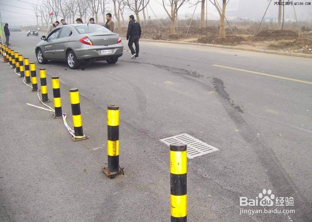 如何拍摄车辆刮擦事故照片