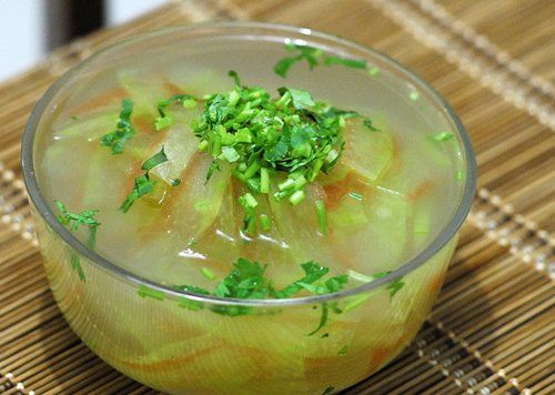 冬季干燥多吃酸水果少吃盐