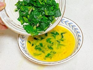 怎么做菠菜培根鸡蛋卷