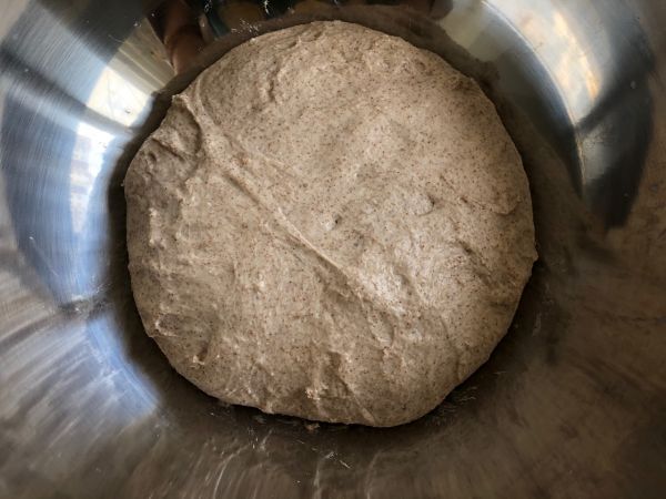 一次性发酵亚麻籽黑麦面包