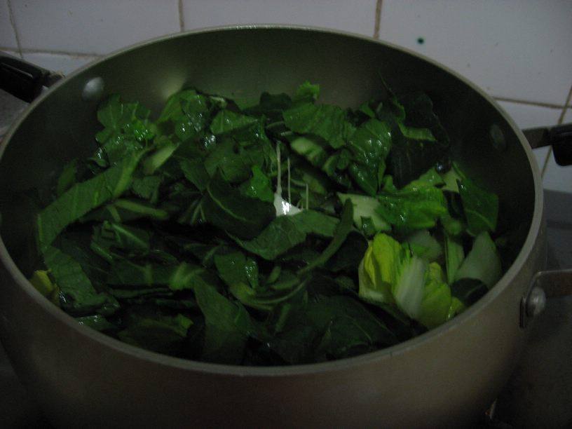 油腻腻的东西吃多了，来尝尝清淡的青菜冬笋汤！