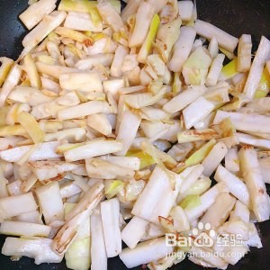 健康养生佳品葱香油焖笋的做法