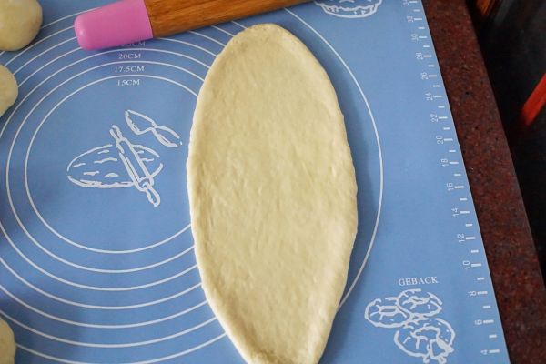 鱿鱼热狗肠披萨