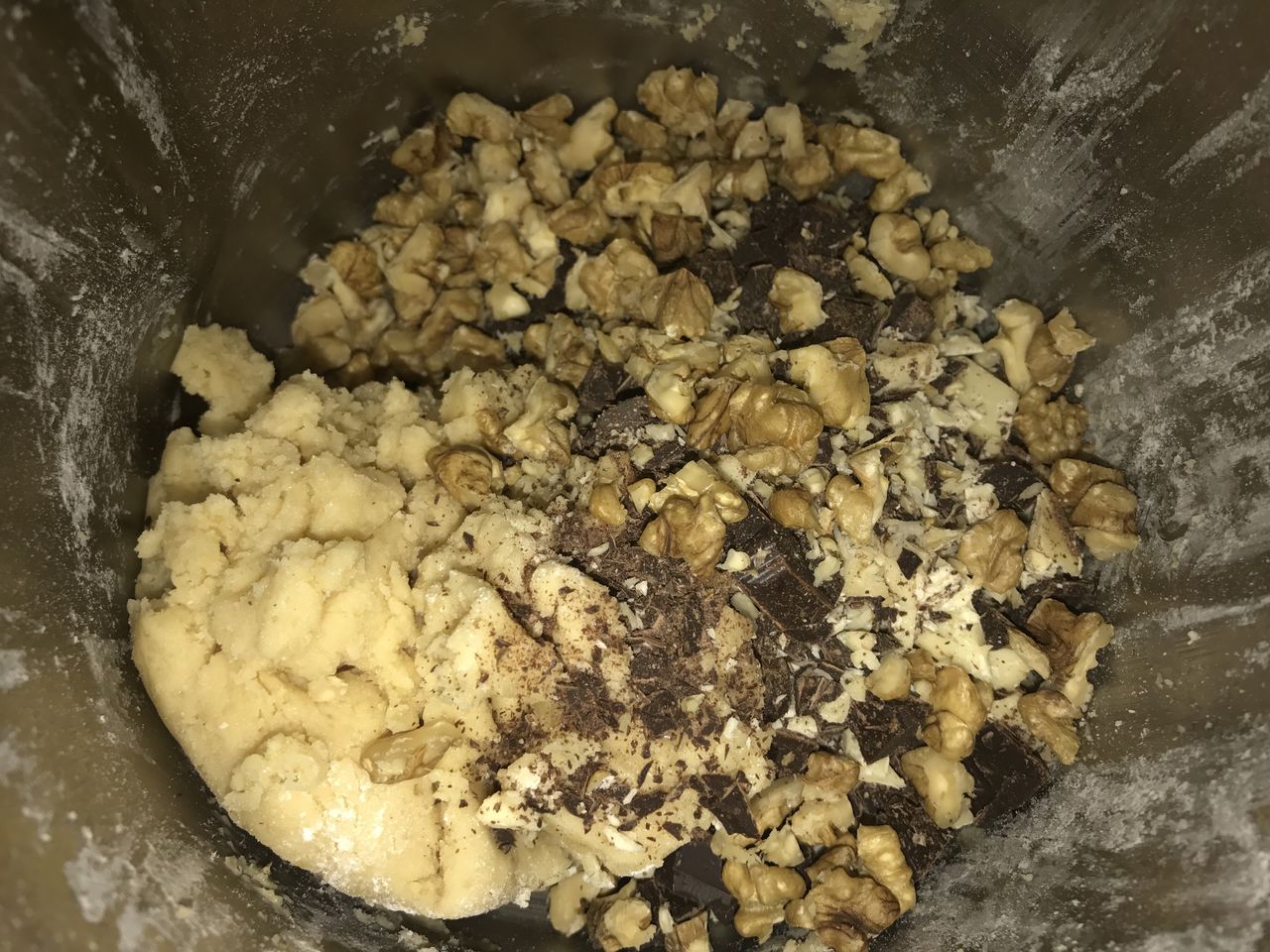 巧克力核桃海盐大曲奇让你的孩子爱不释手！