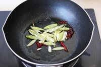 美味酱香皮皮虾的做法