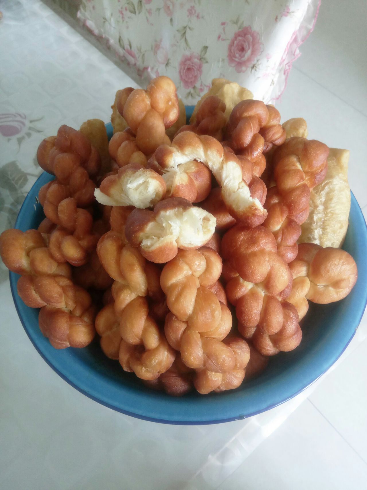 超美味的奶香软麻花，每一口都是满满的幸福！