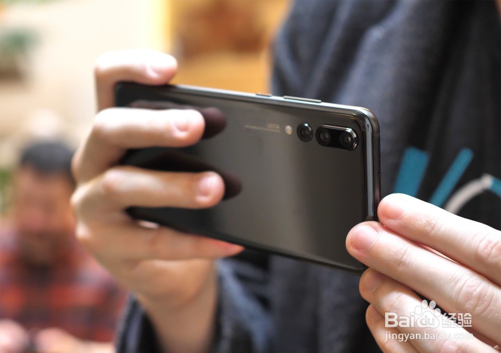 解决摄像头镜头反射问题