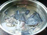 教你制作美味好喝的枸杞红枣乌鸡汤