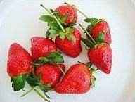 食补佳品草莓圣诞老人的做法