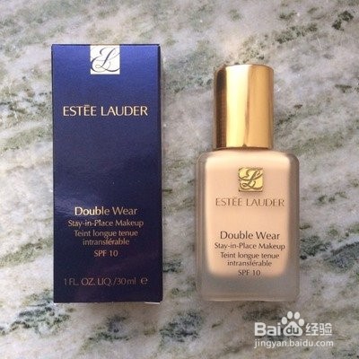 雅诗兰黛粉底液怎么辨别真假