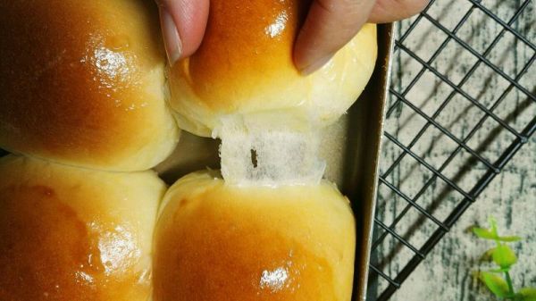 奶香脆底小面包