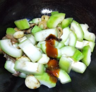 虾仁香菇焖冬瓜的做法步骤