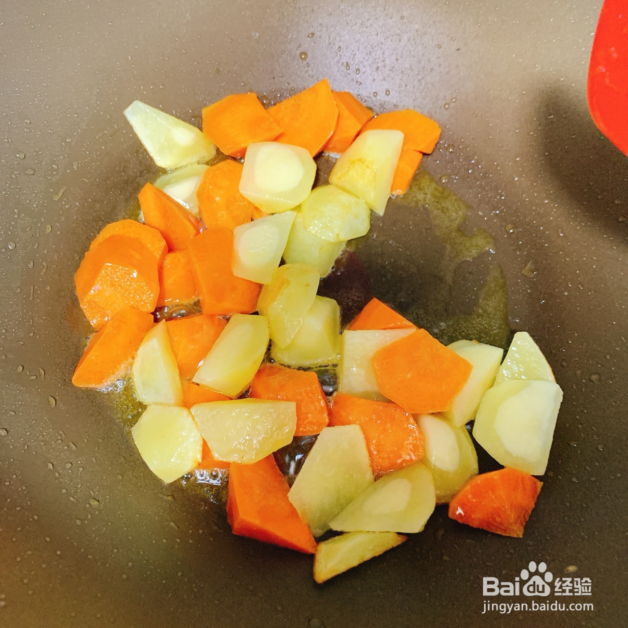 西红柿牛腩的做法