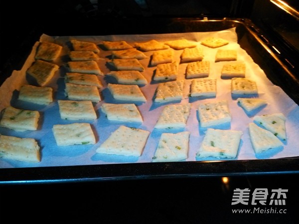 葱香酥脆饼干