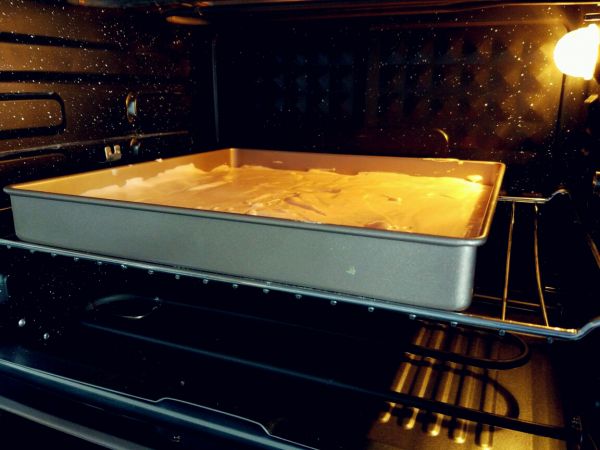 樱花草莓蛋糕卷