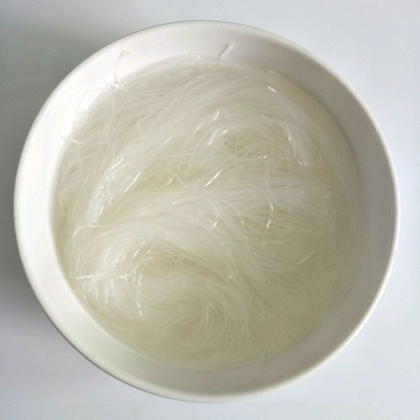 蒜蓉粉丝烤花蛤鱿鱼