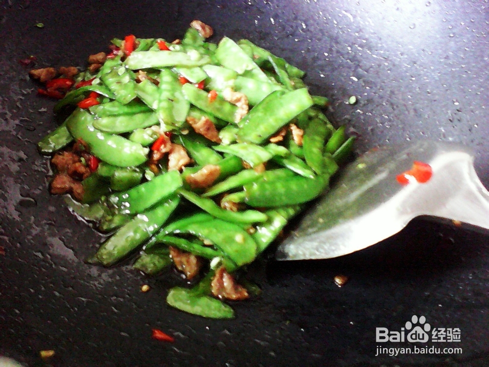 肉丁爆炒荷兰豆