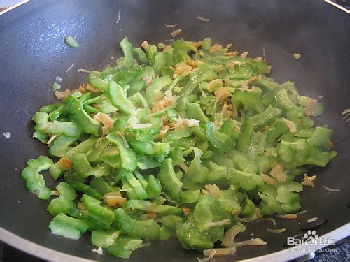 江瑶柱鸡蛋炒苦瓜