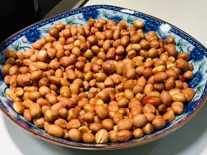 炒花生米——又松又脆，喝酒最佳搭档