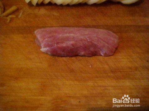 胡萝卜丝炒肉的做法