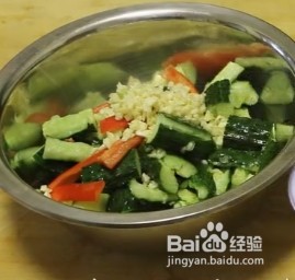 如何制作美味的凉拌黄瓜