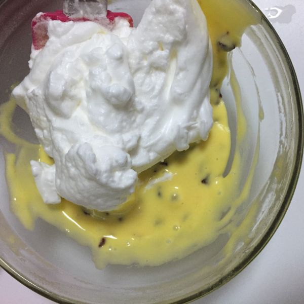 蔓越莓戚风蛋糕