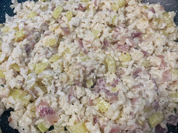 秘制香煎三文鱼佐奶油炖饭