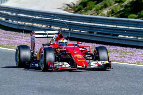 F1 DRS和KERS是什么东西，有关系么