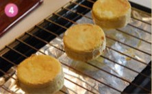 巧克力淋酱杏仁蛋糕