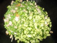 炒肉酱的做法