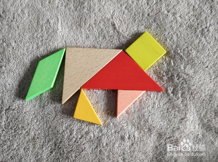 非洲草原上的斑马用七巧板怎么拼?