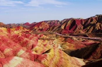 甘肃的旅游胜地有哪些