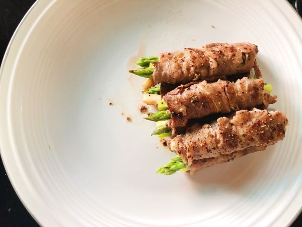 芦笋白玉菇肥牛卷