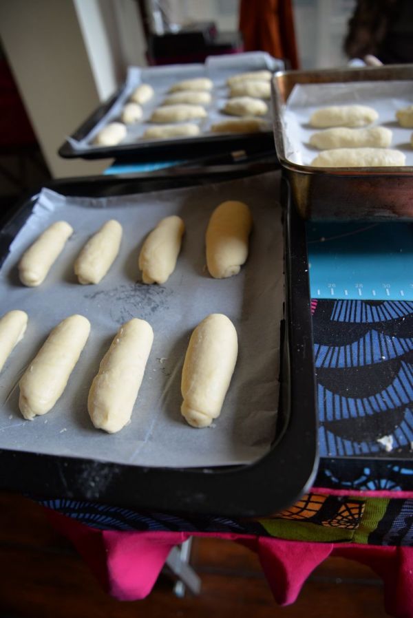 辣肉松葱香面包