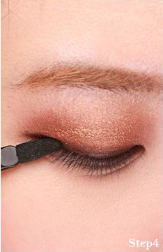 2012下眼睑包围式眼妆