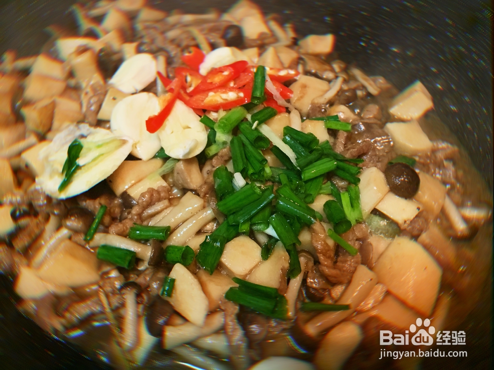 酥到掉渣的海鲜菇牛肉丝