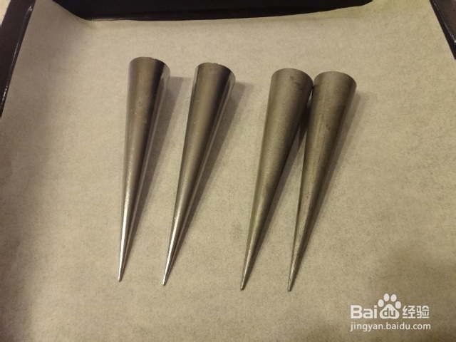 如何制作怀旧的【掼奶油螺旋面包卷】