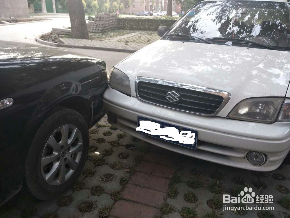 车辆发生事故时如何拍摄现场照片